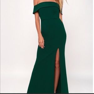 Lulu’s off shoulder petite emerald green dress